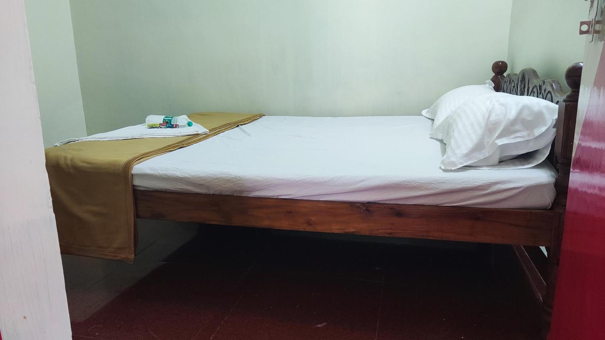 Sr Villa Stay Kottakuppam Bagian luar foto